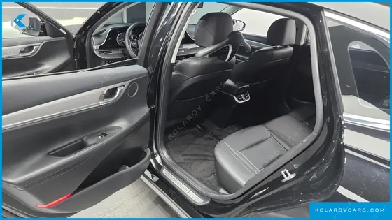 HYUNDAI GRANDEUR 3.0 LPI RENT CAR