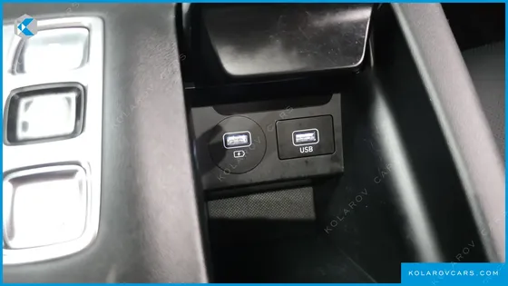 HYUNDAI GRANDEUR 3.0 LPI RENT CAR