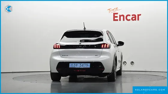 PEUGEOT 208 GT