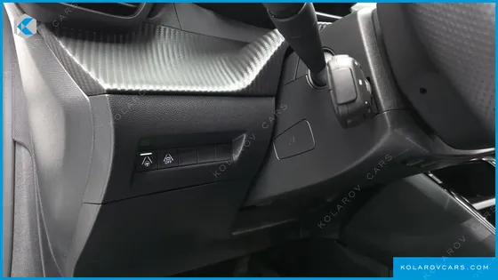 PEUGEOT 208 GT