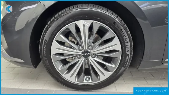 KIA K8 SIGNATURE SPECIAL
