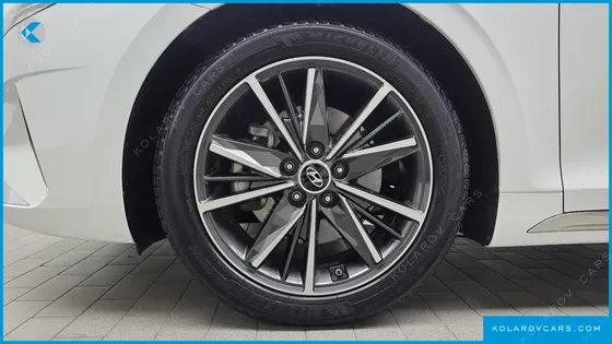 HYUNDAI GRANDEUR 2.5