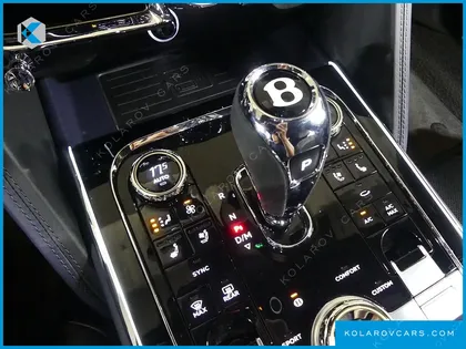 BENTLEY FLYING SPUR 4.0 S