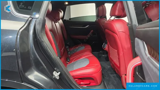 MASERATI LEVANTE 3.0 AWD GRANLUSSO