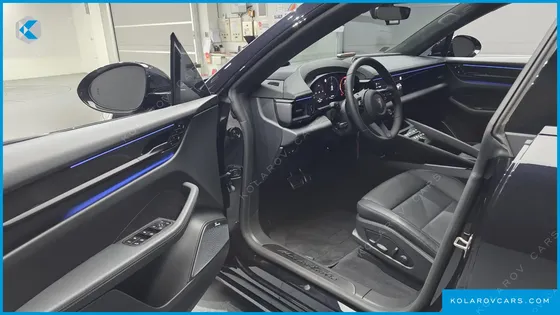 PORSCHE MACAN TURBO