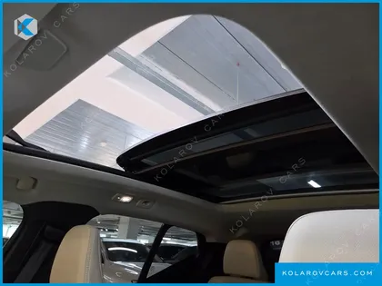 VOLVO XC40 B4 ULTRA BRIGHT