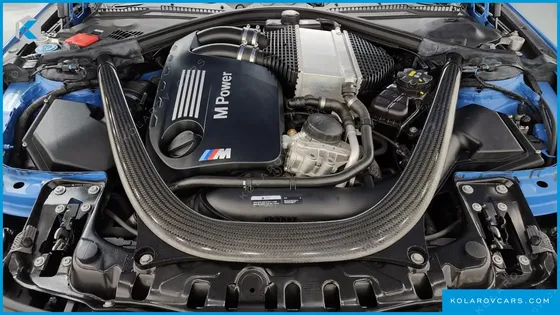 BMW M4 M4 COUPE COMPETITION