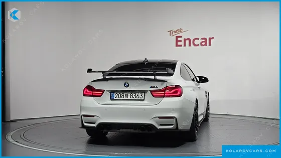 BMW M4 M4 COUPE