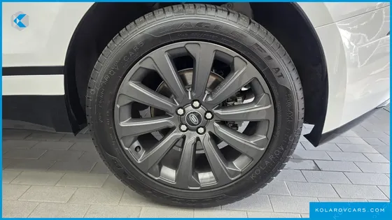 LAND ROVER RANGE ROVER VELAR 2.0 P250 R-DYNAMIC SE