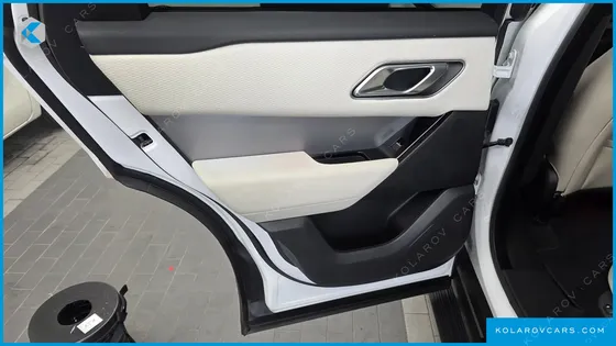 LAND ROVER RANGE ROVER VELAR 2.0 P250 R-DYNAMIC SE