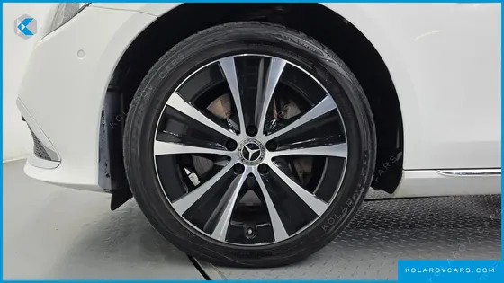 MERCEDES E-CLASS E300E 4MATIC EXCLUSIVE