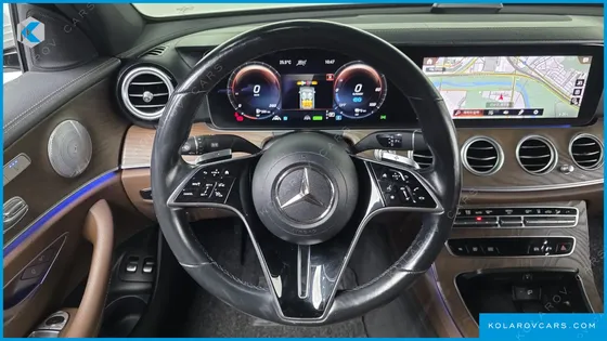 MERCEDES E-CLASS E300E 4MATIC EXCLUSIVE