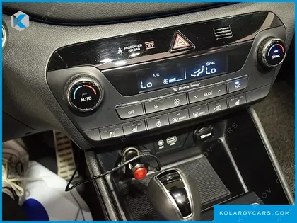 HYUNDAI TUCSON DIESEL 2.0 2WD