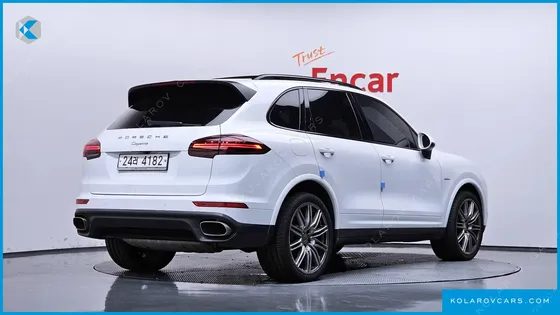 PORSCHE CAYENNE 3.0 DIESEL PLATIUM EDITION