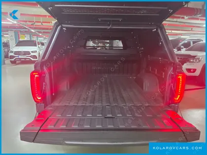 GMC SIERRA DENALI-X