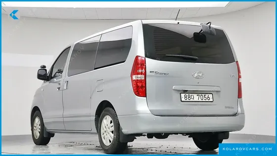 HYUNDAI STAREX VAN 3-SEATER