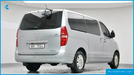 HYUNDAI STAREX VAN 3-SEATER