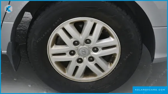 HYUNDAI STAREX VAN 3-SEATER