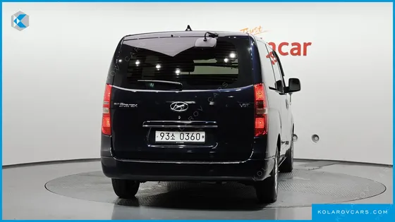HYUNDAI STAREX VAN 3-SEATER