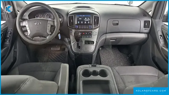 HYUNDAI STAREX VAN 3-SEATER