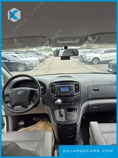 HYUNDAI STAREX VAN 5-SEATER