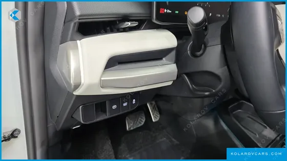 KIA EV4 STANDARD 2WD