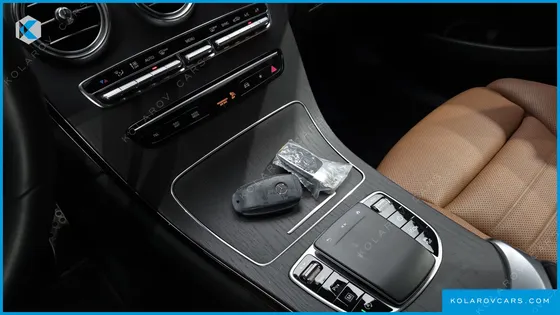 MERCEDES GLC-CLASS GLC300 4MATIC