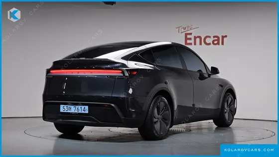 TESLA MODEL Y RWD