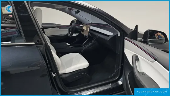 TESLA MODEL Y RWD