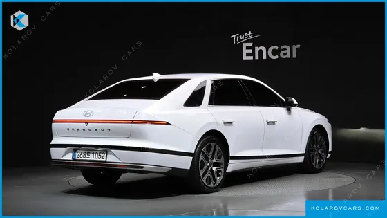 HYUNDAI GRANDEUR 2,5 GASOLINE 2WD