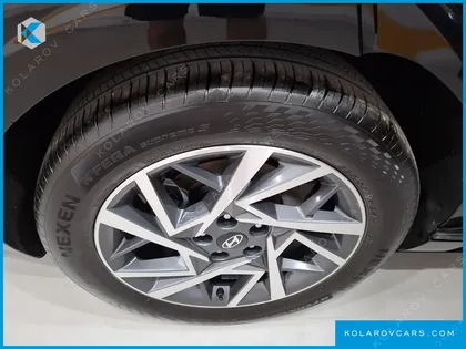 HYUNDAI GRANDEUR 2,5 GASOLINE 2WD