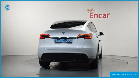 TESLA MODEL Y LONG RANGE AWD