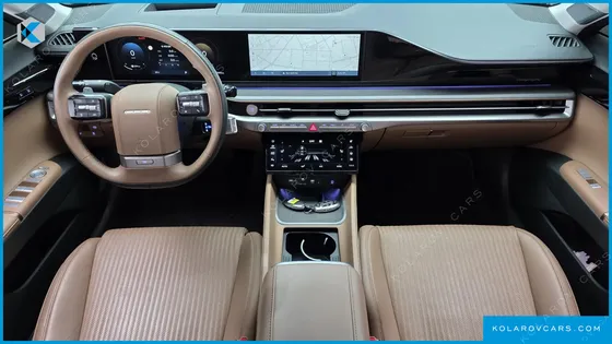 HYUNDAI GRANDEUR 2,5 GASOLINE 2WD