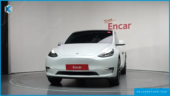 TESLA MODEL Y STANDARD RANGE RWD