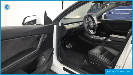 TESLA MODEL Y STANDARD RANGE RWD