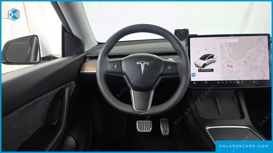 TESLA MODEL Y STANDARD RANGE RWD