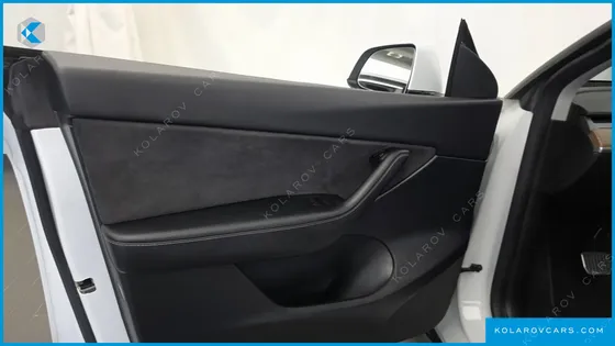 TESLA MODEL Y STANDARD RANGE RWD