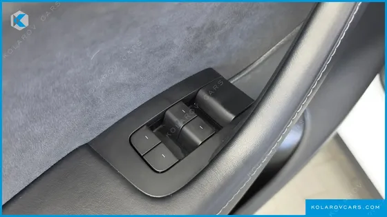 TESLA MODEL Y STANDARD RANGE RWD