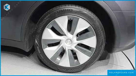 TESLA MODEL Y RWD