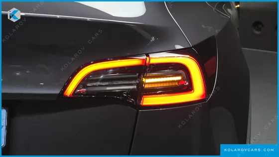 TESLA MODEL Y RWD