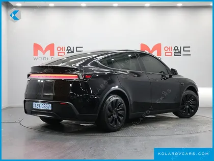 TESLA MODEL Y RWD