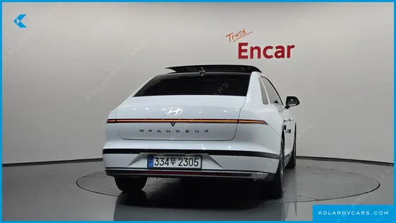 HYUNDAI GRANDEUR 2,5 GASOLINE 2WD