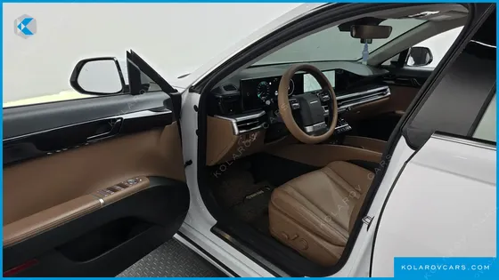 HYUNDAI GRANDEUR 2,5 GASOLINE 2WD