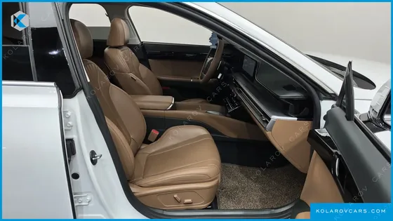 HYUNDAI GRANDEUR 2,5 GASOLINE 2WD