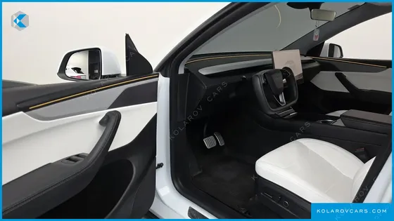 TESLA MODEL Y LONG RANGE AWD