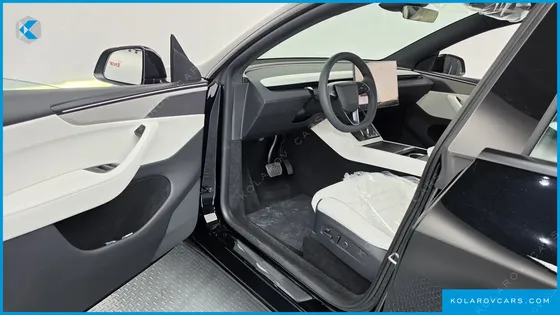 TESLA MODEL Y L LONG RANGE AWD