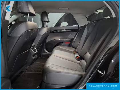 HYUNDAI GRANDEUR 2,5 GASOLINE 2WD