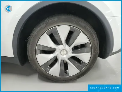 TESLA MODEL Y RWD