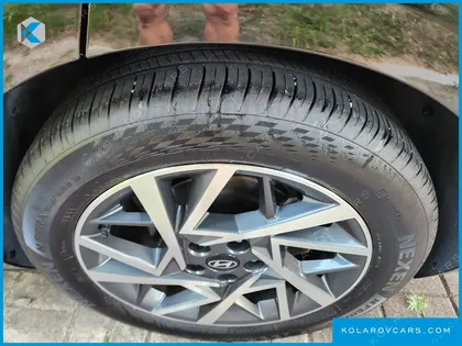 HYUNDAI GRANDEUR 2,5 GASOLINE 2WD