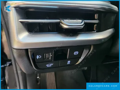 HYUNDAI GRANDEUR 2,5 GASOLINE 2WD